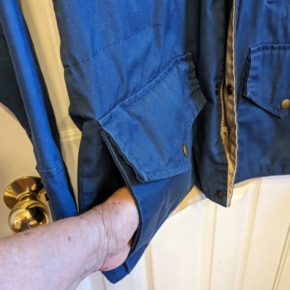 Vintage Back to Basics Anorak Utility Jacket Hood Perfect for All Seasons - Picture 4 of 14